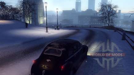 What distinguishes the Mafia 2 Deluxe